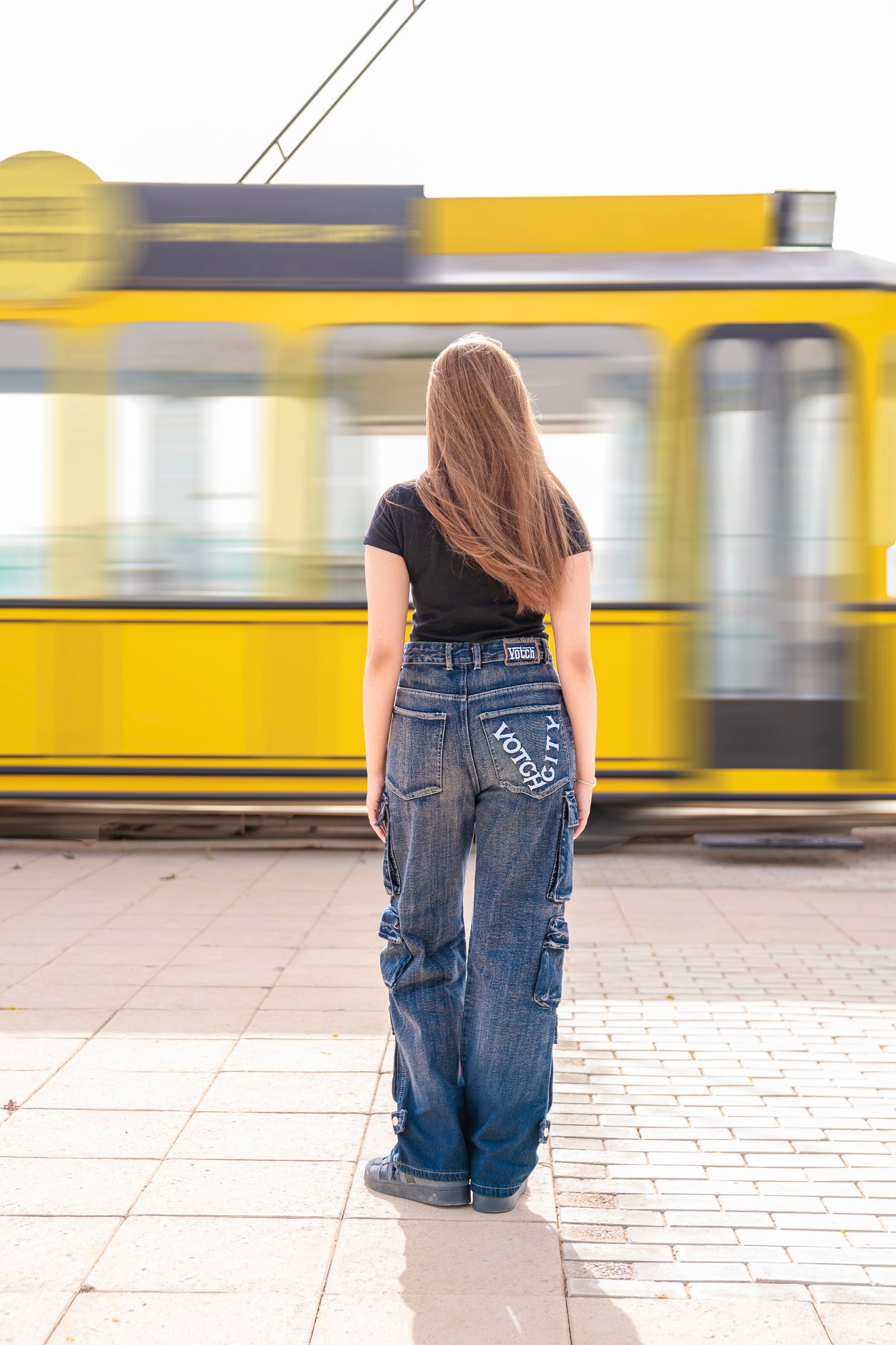 BLUE MULTI POCKET JEANS